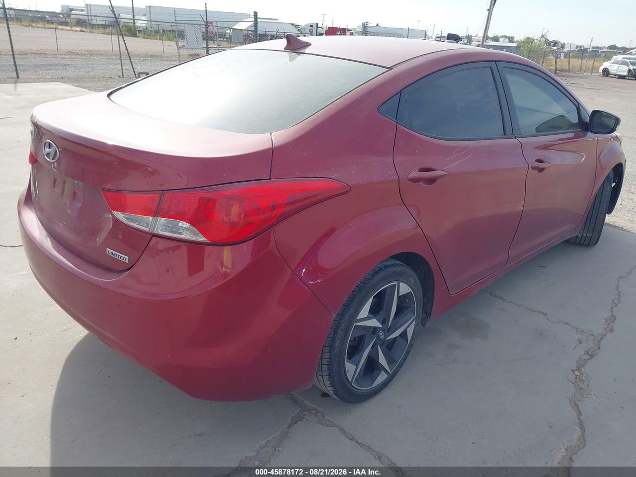 2013 HYUNDAI ELANTRA LIMITED · 4/11