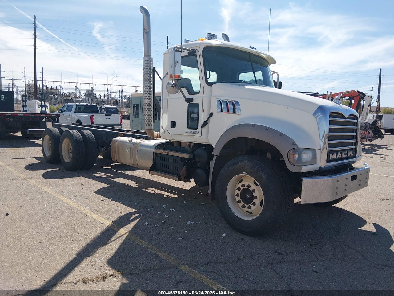 2013 MACK 700 GU700