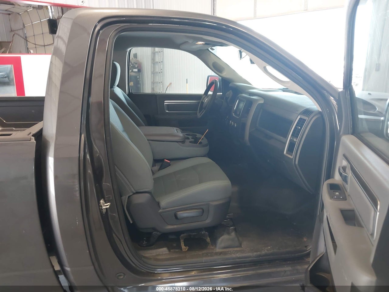 2018 RAM 2500 TRADESMAN  4X2 8' BOX · 5/11