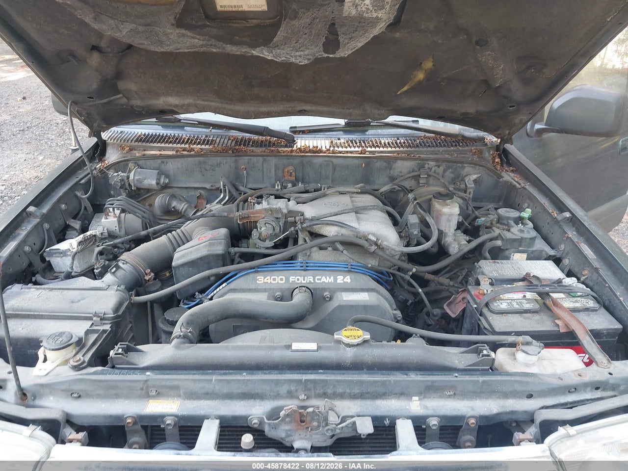 JT3HN87R0Y0****** · 2000 TOYOTA 4RUNNER LIMITED V6 · 10/10