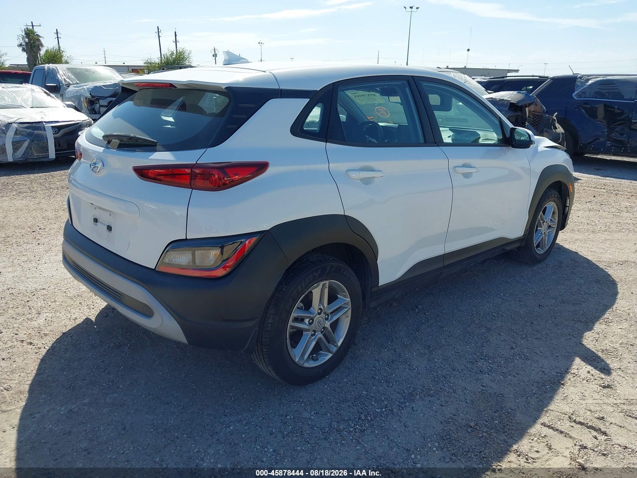 2023 HYUNDAI KONA SE · 4/11
