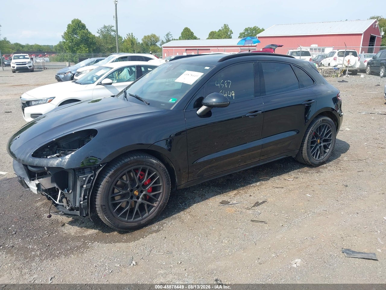 2017 PORSCHE MACAN GTS · 2/11