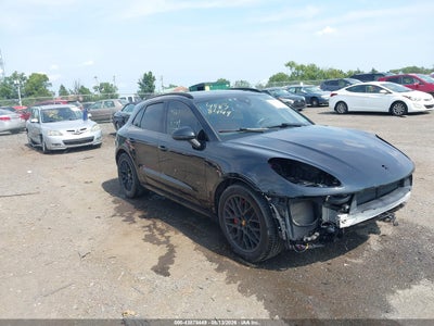 WP1AG2A53HL****** · 2017 PORSCHE MACAN GTS