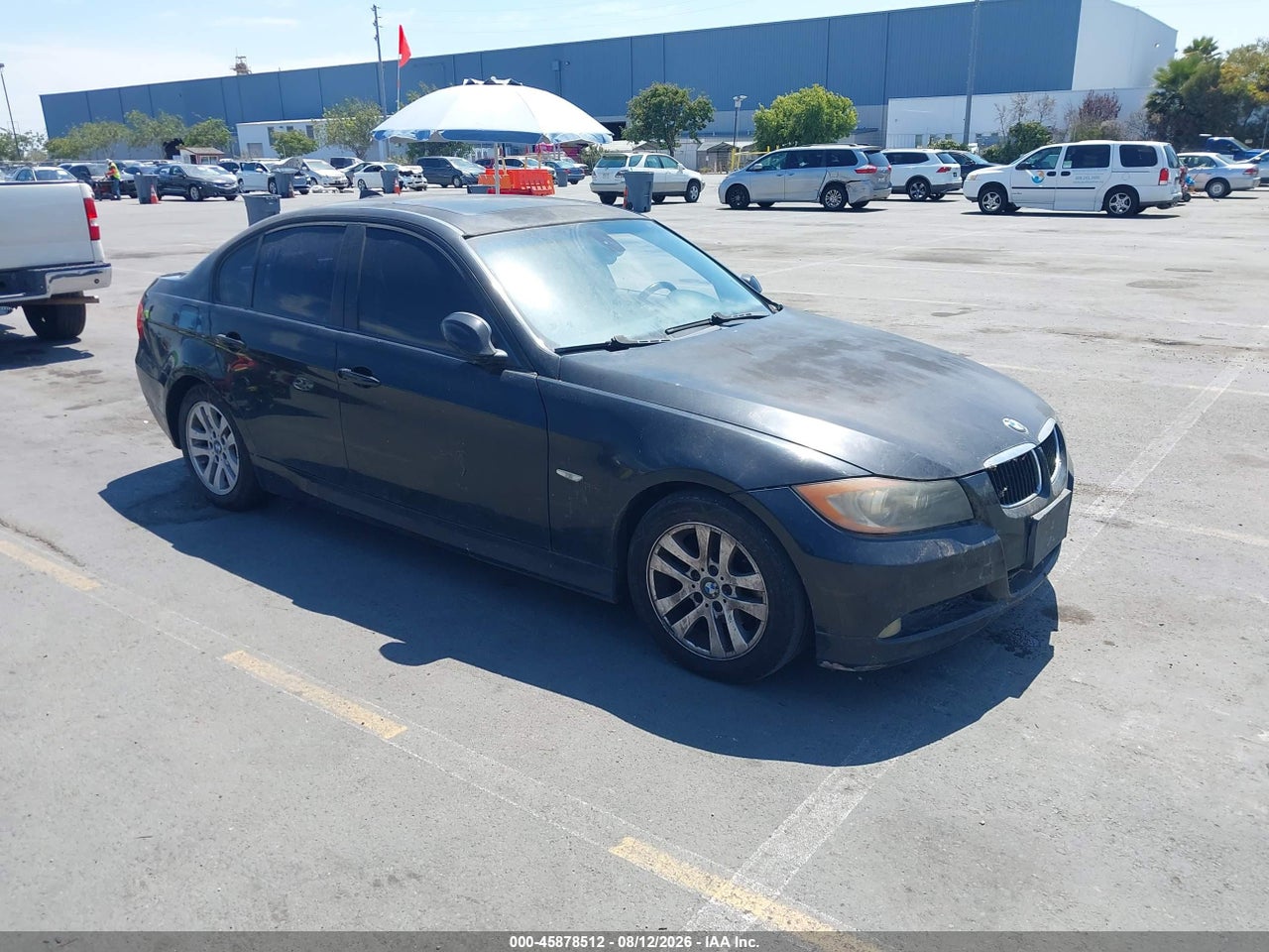 WBAVA33597P****** · 2007 BMW 328I