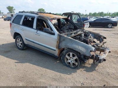 1J8GR48K99C****** · 2009 JEEP GRAND CHEROKEE LAREDO