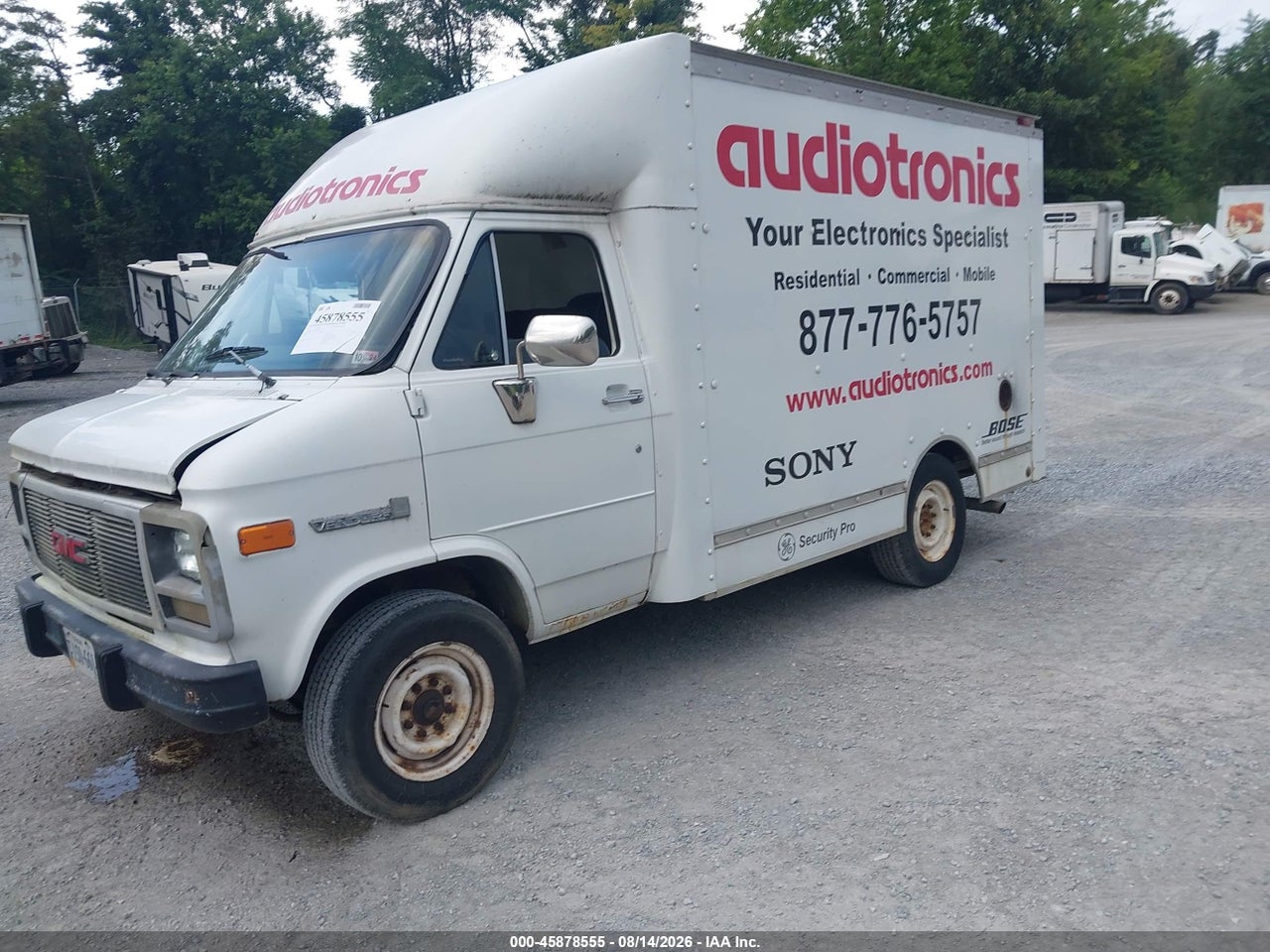 2GDGG31K5N4****** · 1992 GMC CUTAWAY VAN G3500 · 2/4