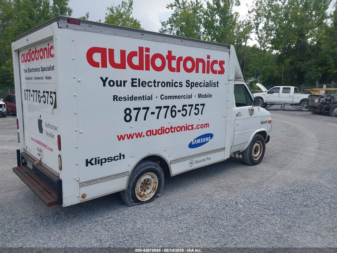 2GDGG31K5N4****** · 1992 GMC CUTAWAY VAN G3500 · 4/4