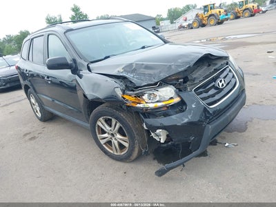 2011 HYUNDAI SANTA FE SE