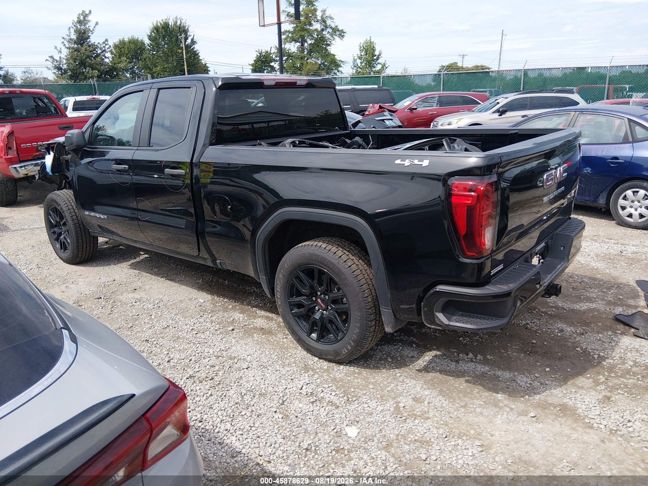 2023 GMC SIERRA 1500 4WD  STANDARD BOX PRO · 3/11