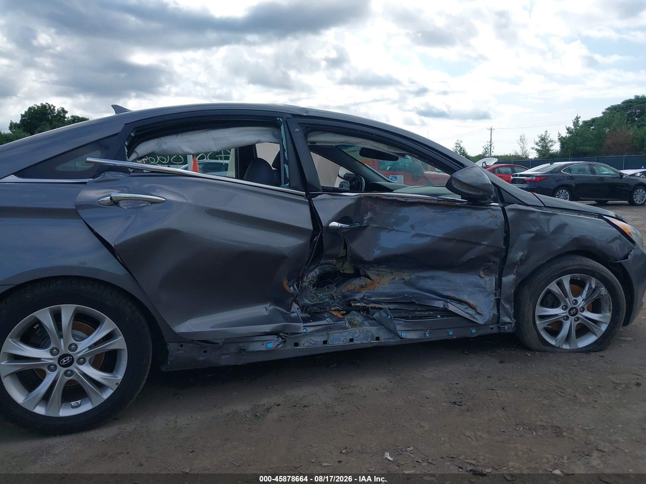 2011 HYUNDAI SONATA LIMITED · 6/11