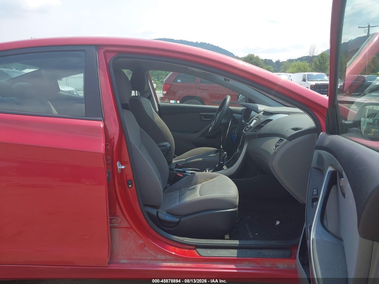 2014 HYUNDAI ELANTRA SE · 5/11