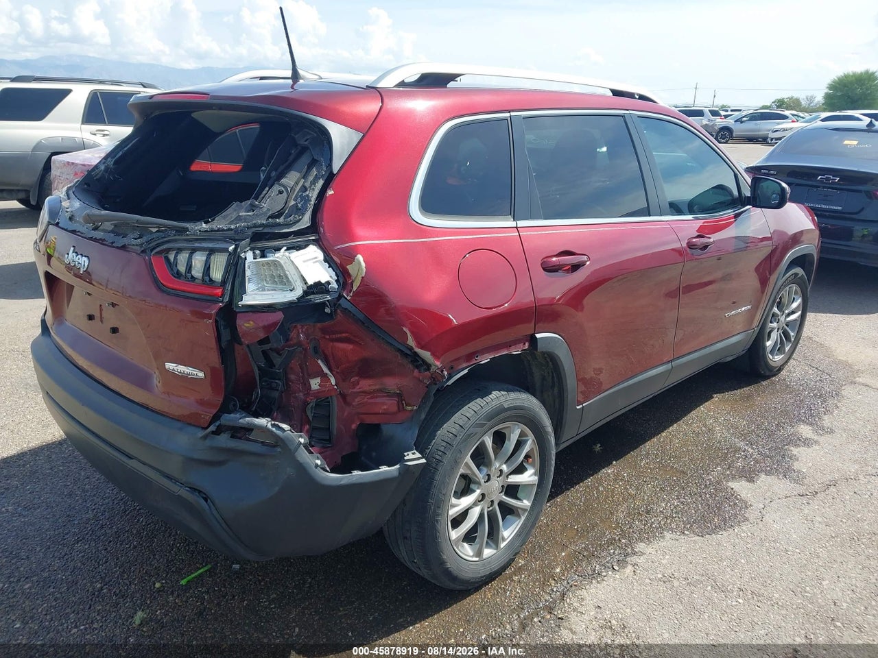 2019 JEEP CHEROKEE LATITUDE PLUS FWD · 4/11