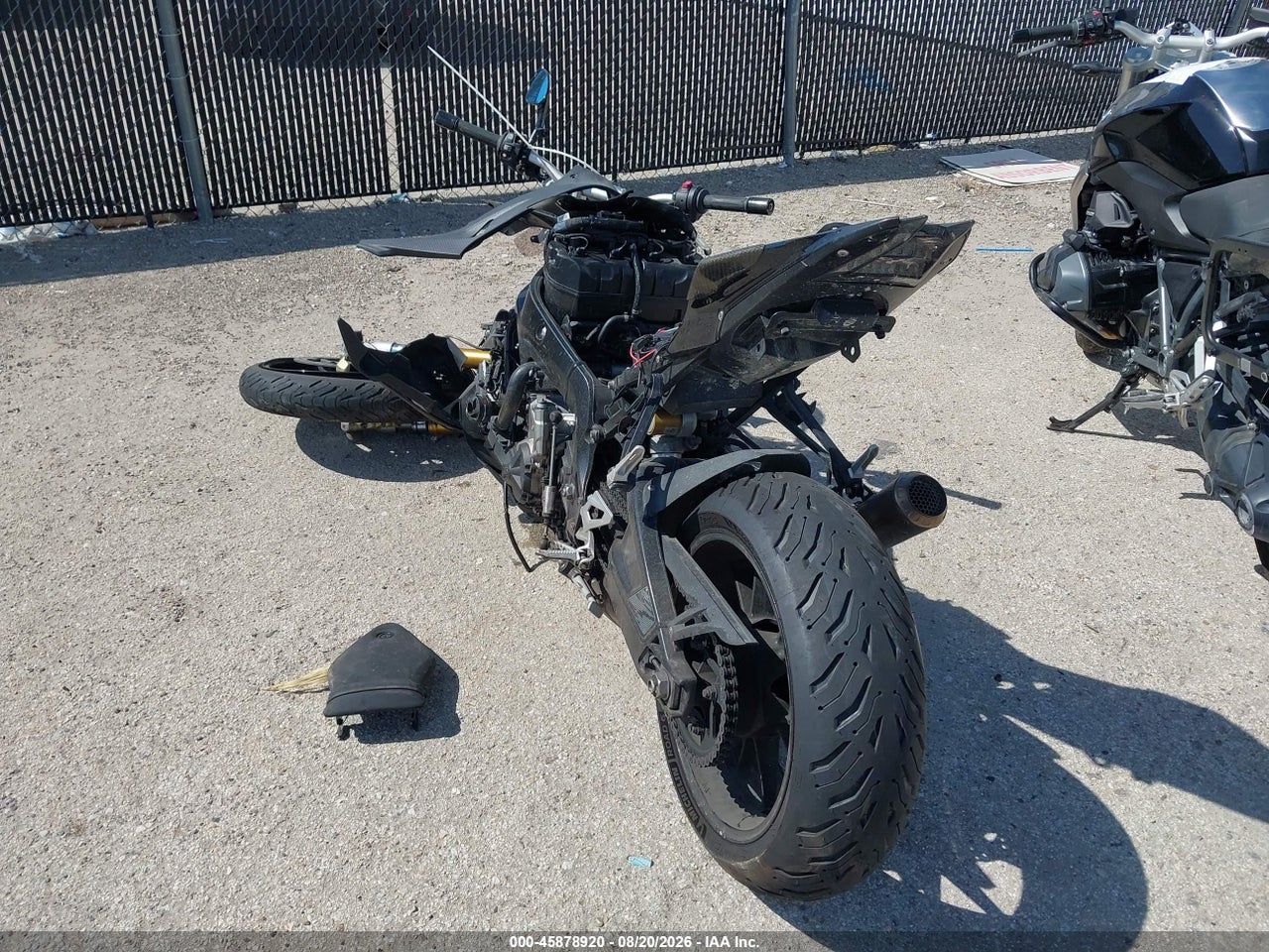2020 BMW S 1000 R · 3/11