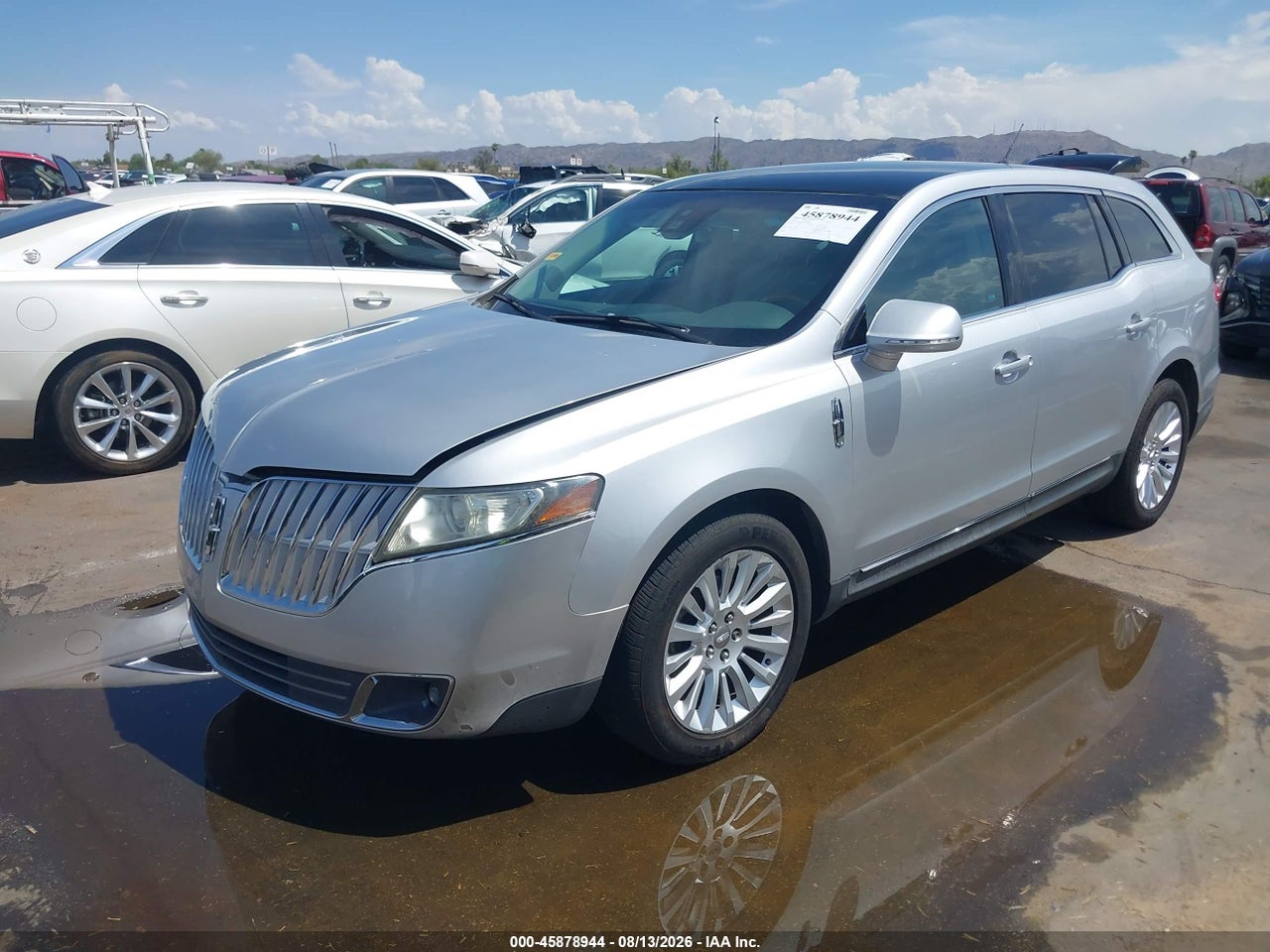 2012 LINCOLN MKT · 2/11