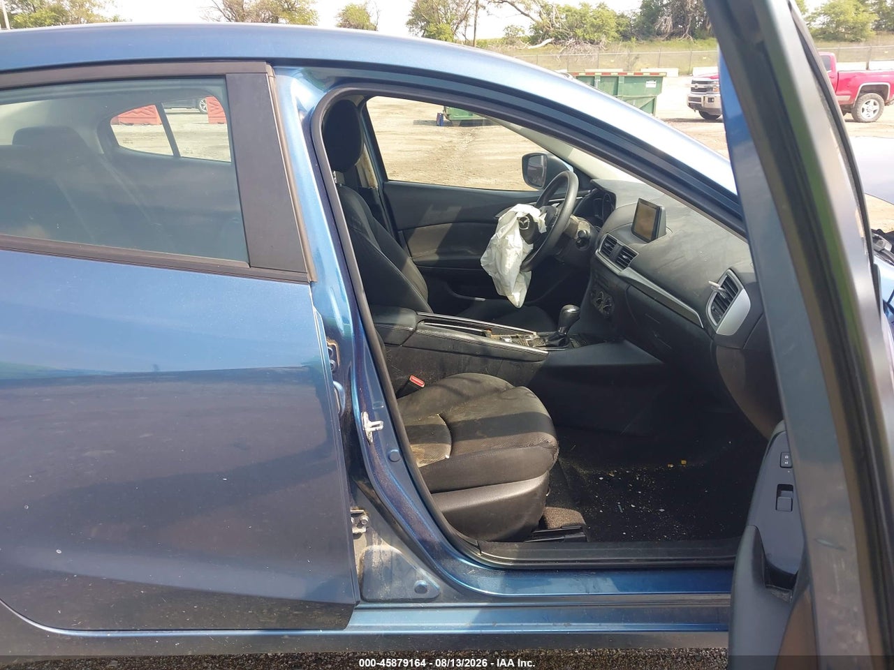 2017 MAZDA MAZDA3 SPORT · 5/11