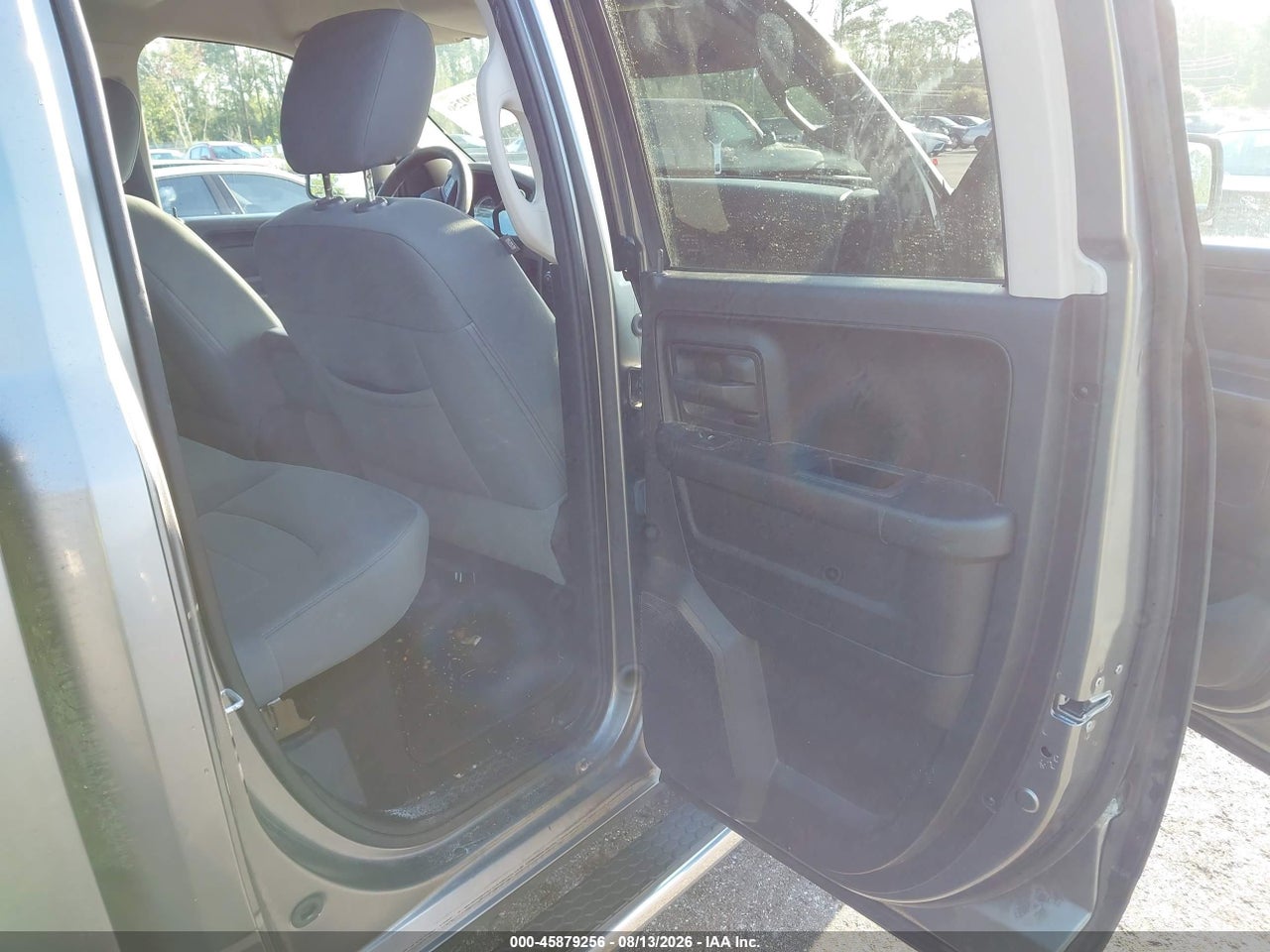 1C6RR6FT4DS****** · 2013 RAM 1500 EXPRESS · 8/11