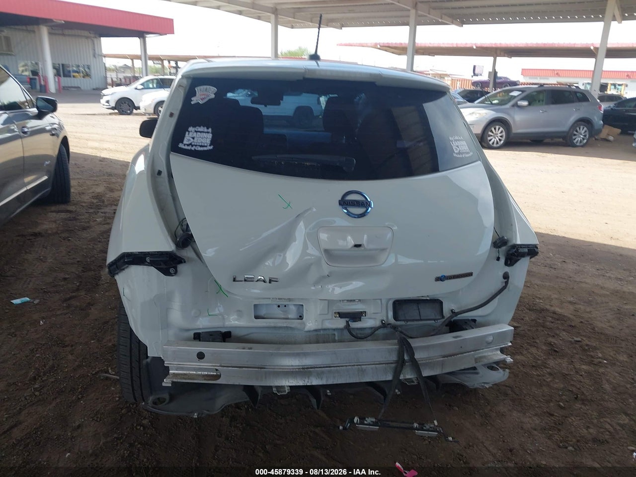 2017 NISSAN LEAF S · 6/11