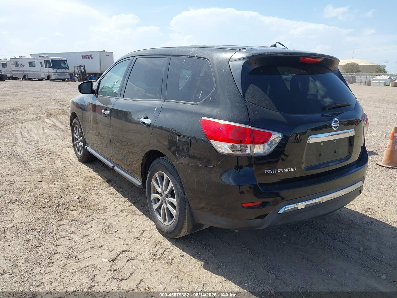 2014 NISSAN PATHFINDER S · 3/11