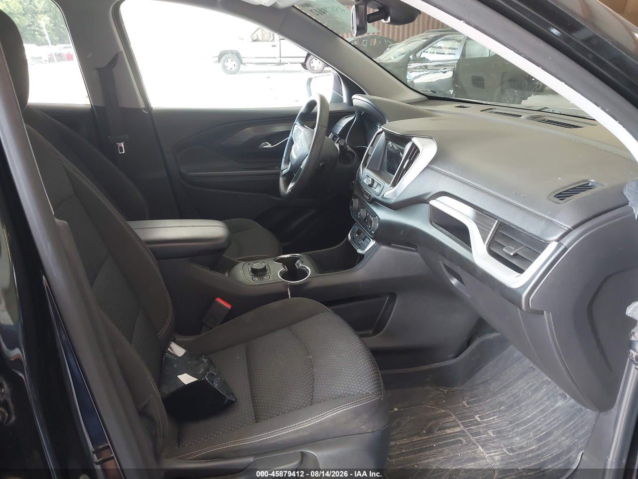 2022 GMC TERRAIN FWD SLE · 5/11