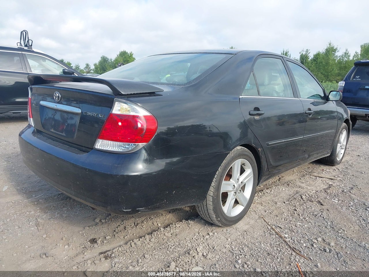 2006 TOYOTA CAMRY XLE · 4/11