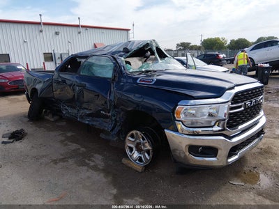 3C6UR5DJ5RG****** · 2024 RAM 2500 BIG HORN  4X4 6'4 BOX