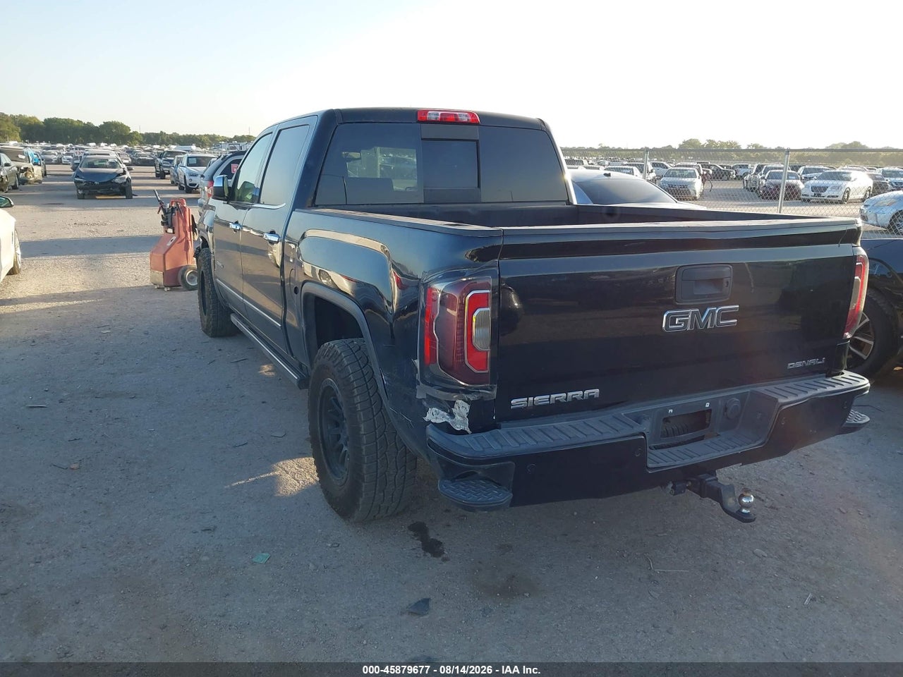 2016 GMC SIERRA 1500 DENALI · 3/11