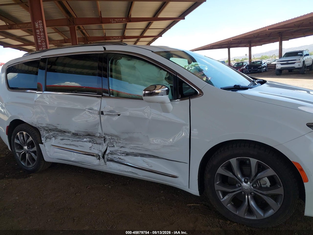 2018 CHRYSLER PACIFICA LIMITED · 6/11