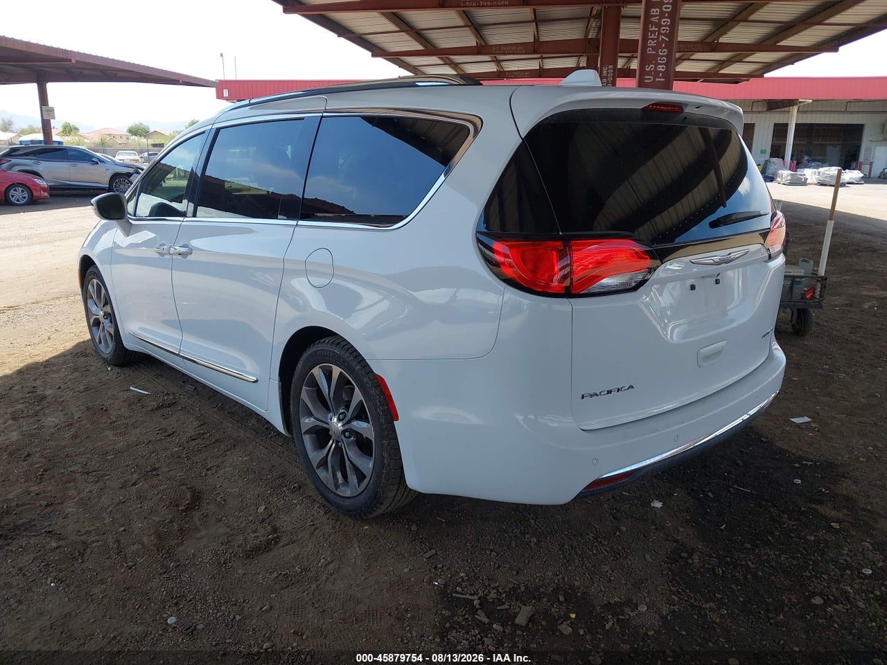 2018 CHRYSLER PACIFICA LIMITED · 3/11