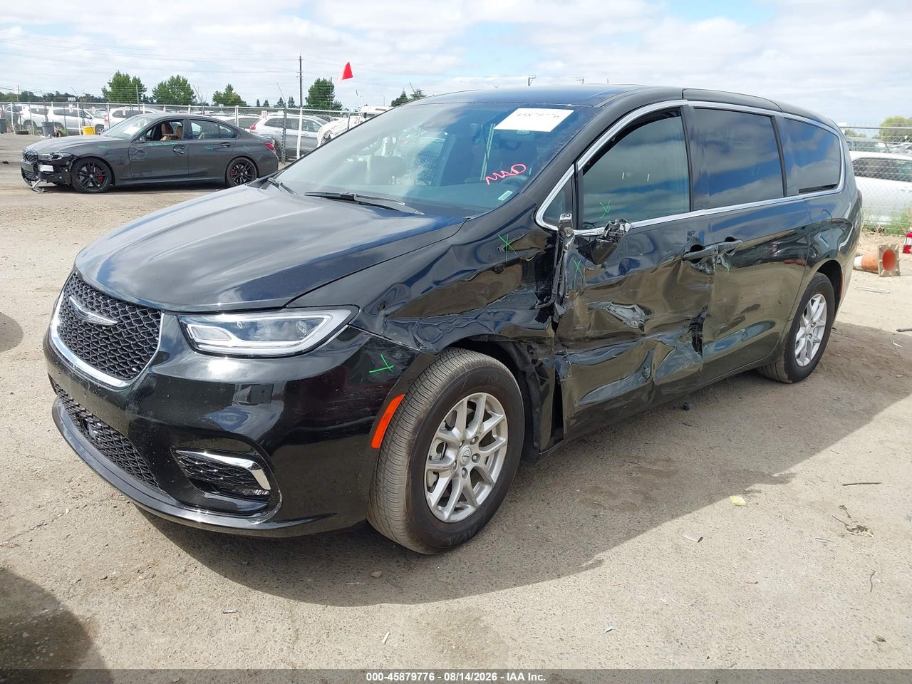 2026 CHRYSLER PACIFICA SELECT · 2/11