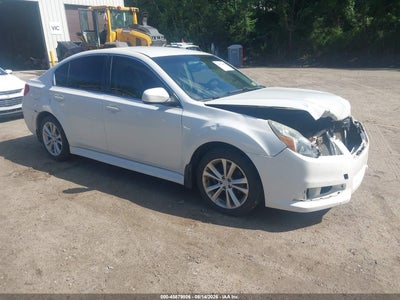 4S3BMBC66D3****** · 2013 SUBARU LEGACY 2.5I PREMIUM
