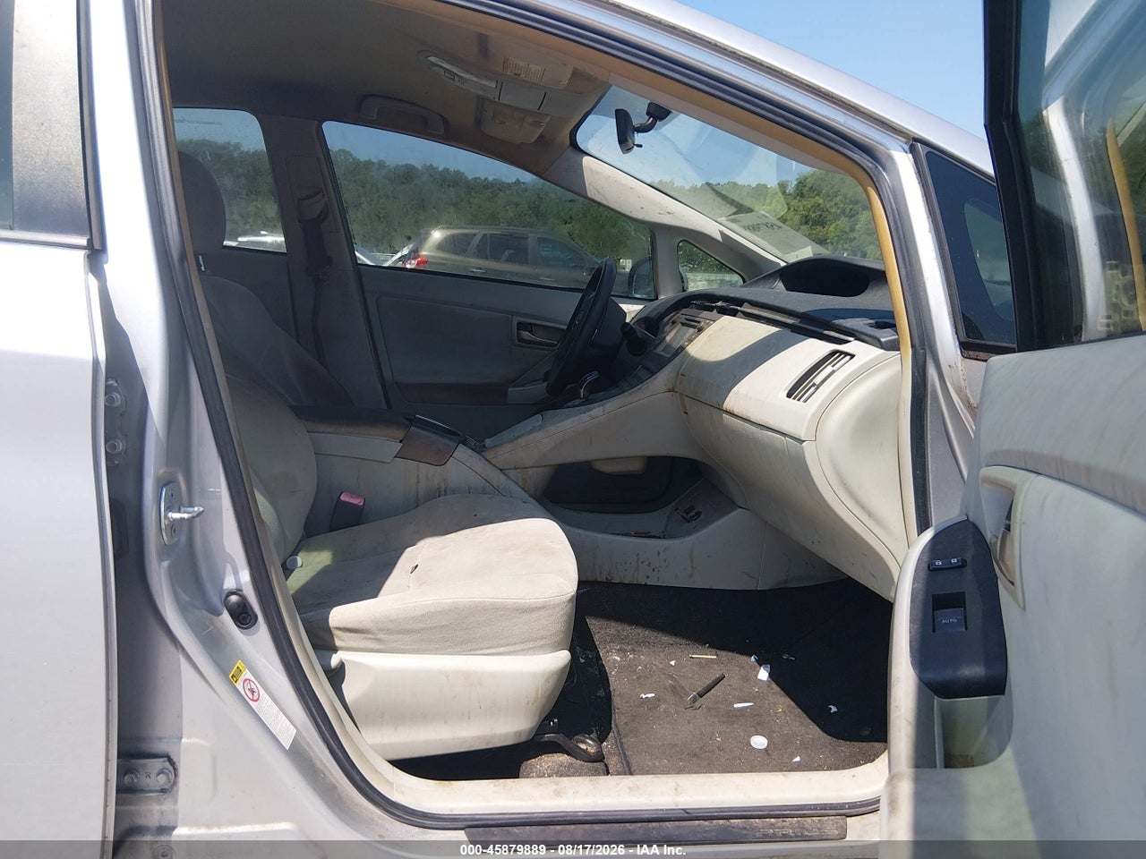 2012 TOYOTA PRIUS TWO · 5/11