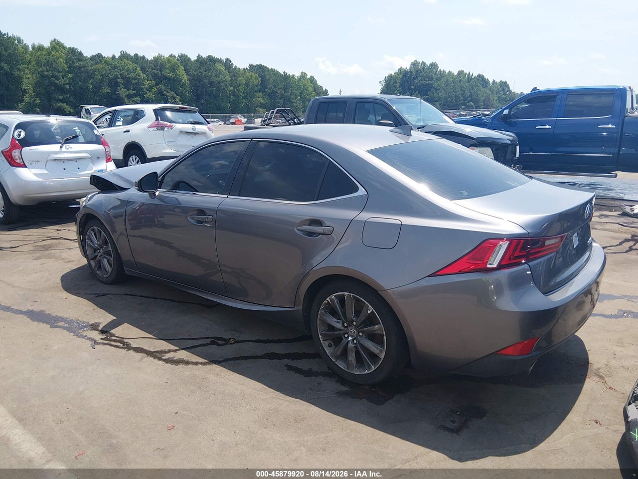 2016 LEXUS IS 200T · 3/11