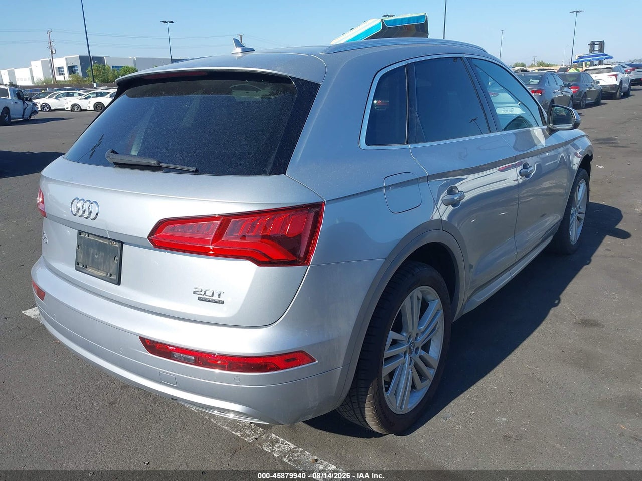 2018 AUDI Q5 2.0T PREMIUM/2.0T TECH PREMIUM · 4/11
