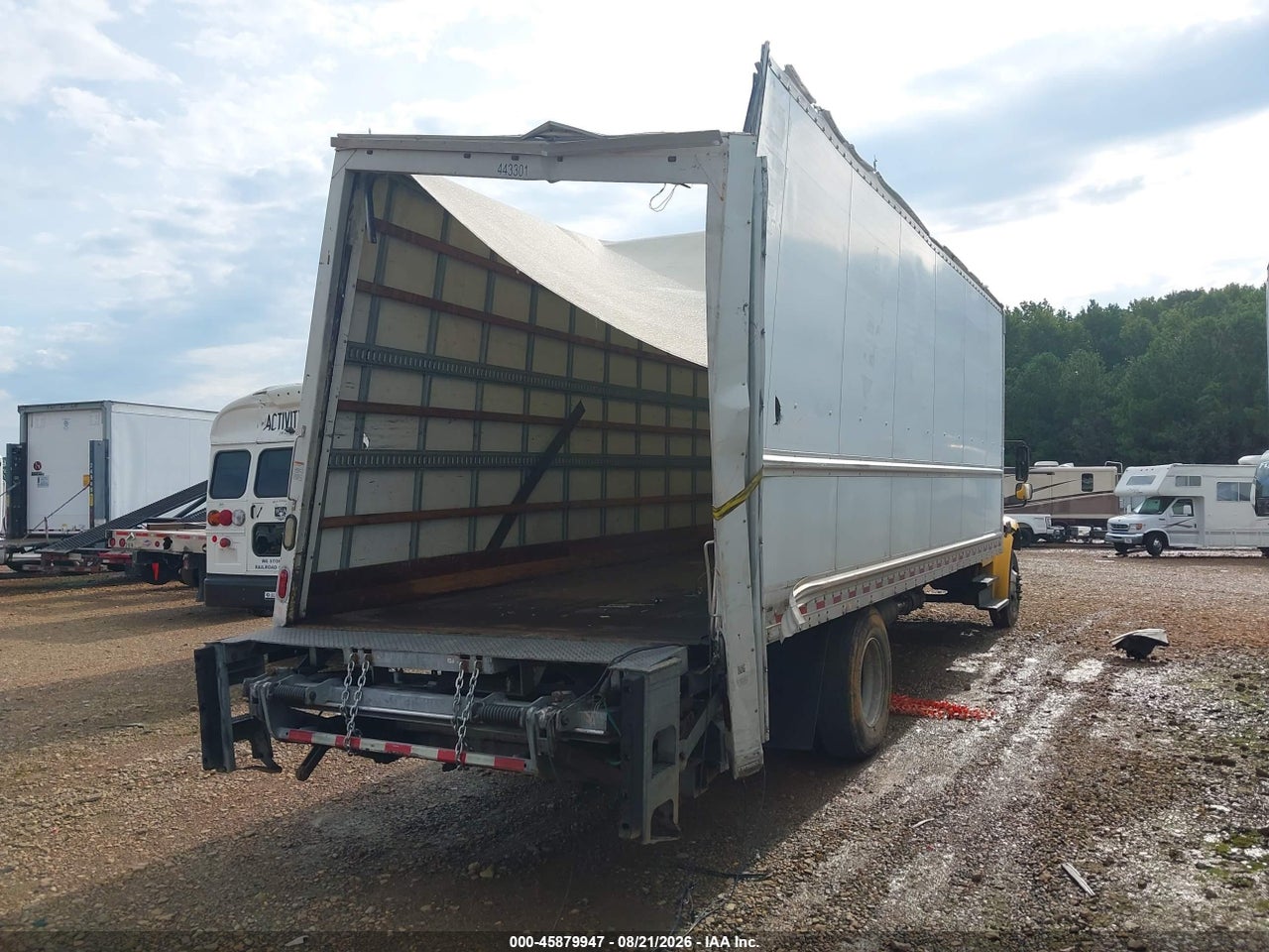 2016 FREIGHTLINER M2 106 MEDIUM DUTY · 4/4