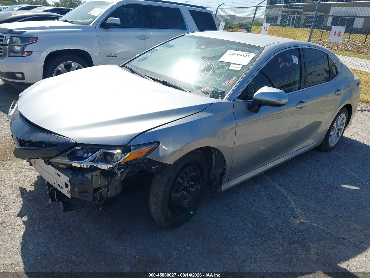 2022 TOYOTA CAMRY LE · 2/11