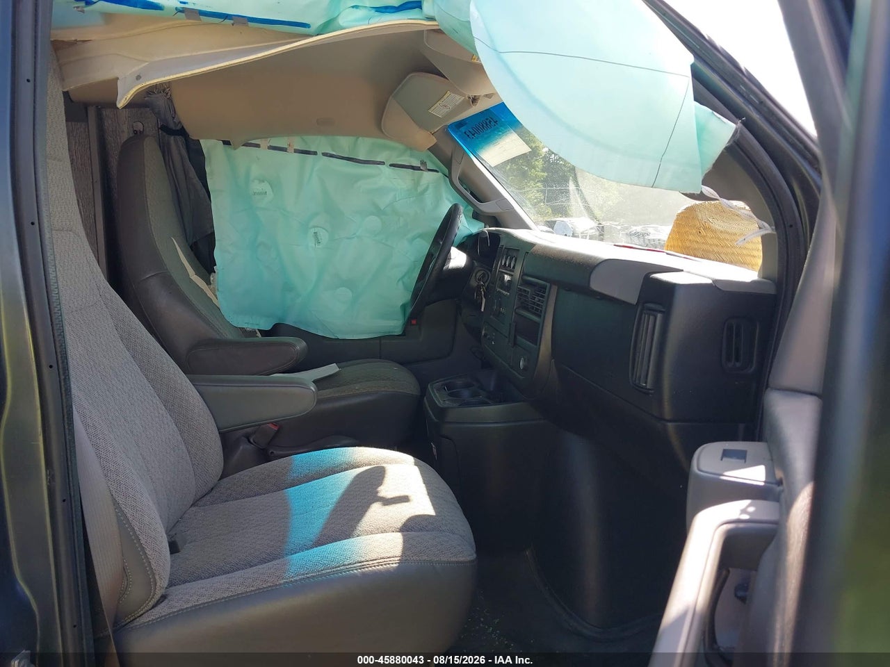 2017 GMC SAVANA 2500 WORK VAN · 5/11