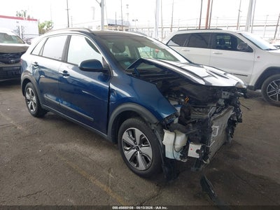 2017 KIA NIRO LX