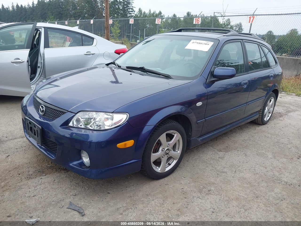 2002 MAZDA PROTEGE5 · 2/11