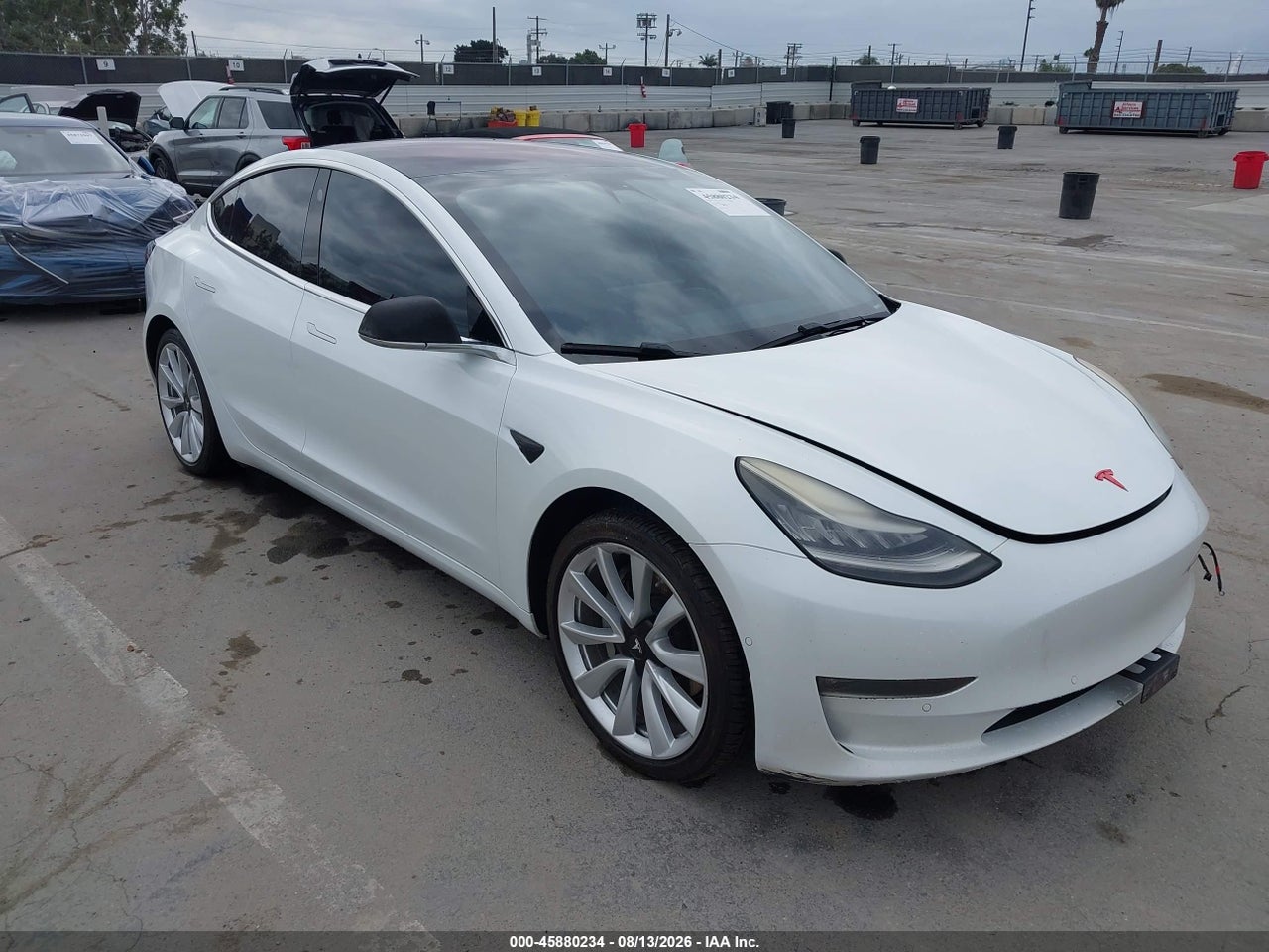 5YJ3E1EB0JF****** · 2018 TESLA MODEL 3 LONG RANGE/PERFORMANCE