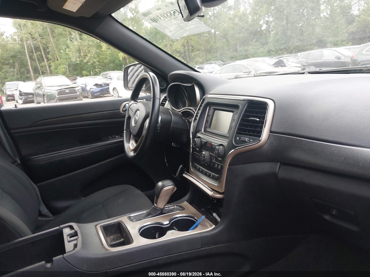 2016 JEEP GRAND CHEROKEE LAREDO · 5/11
