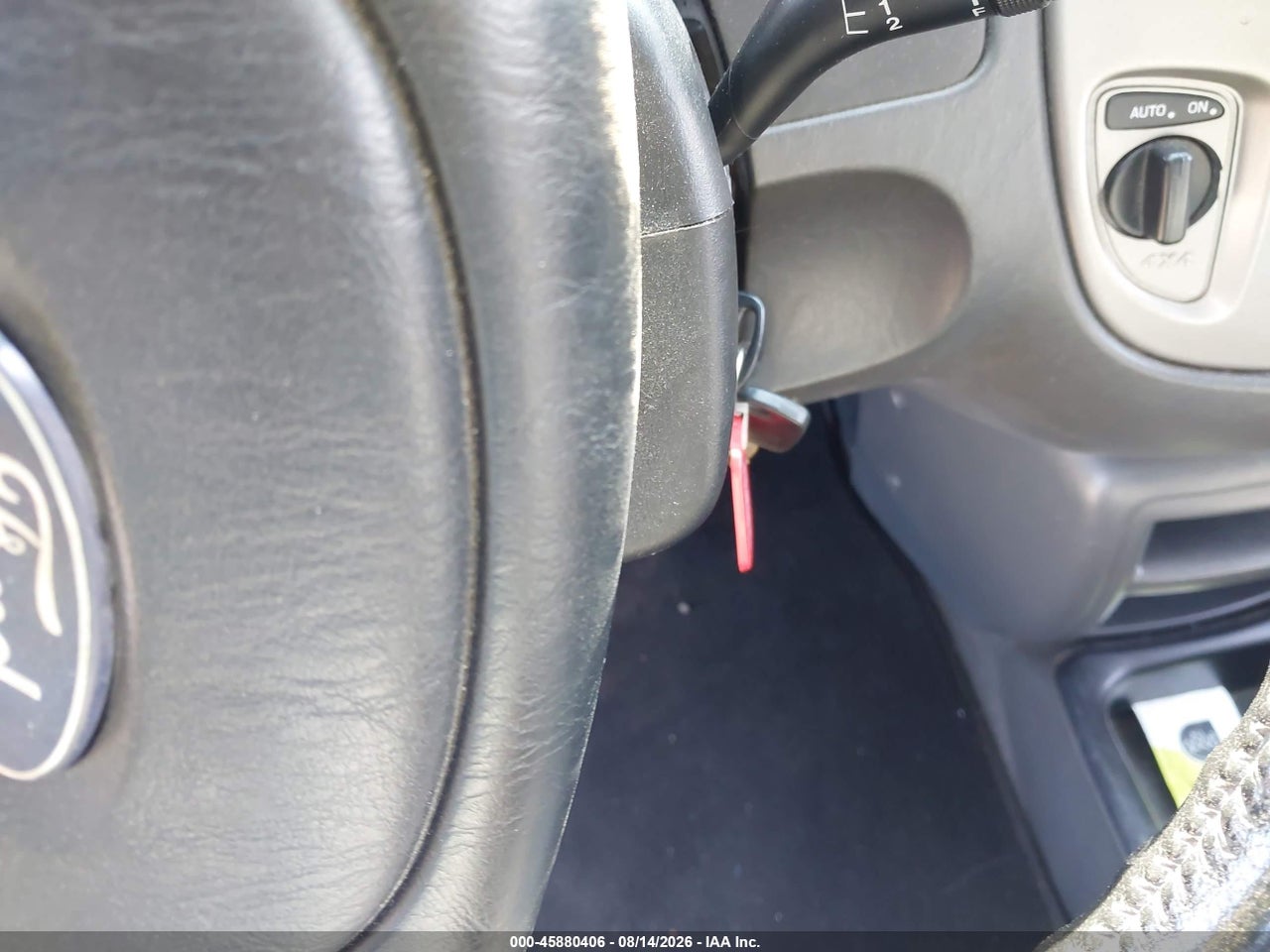 1FMYU93164K****** · 2004 FORD ESCAPE XLT · 11/11