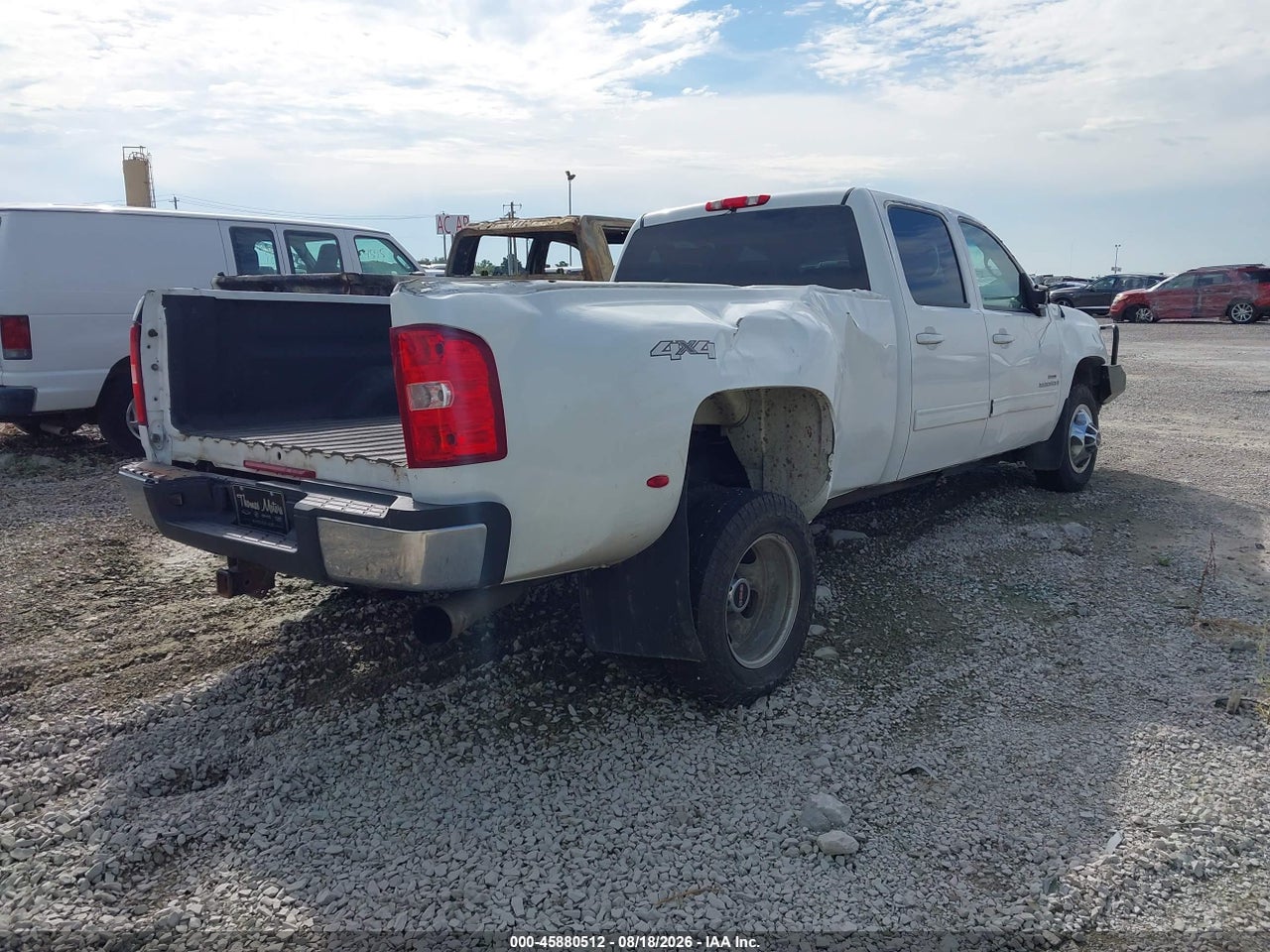 2009 GMC SIERRA 3500HD SLT · 4/4
