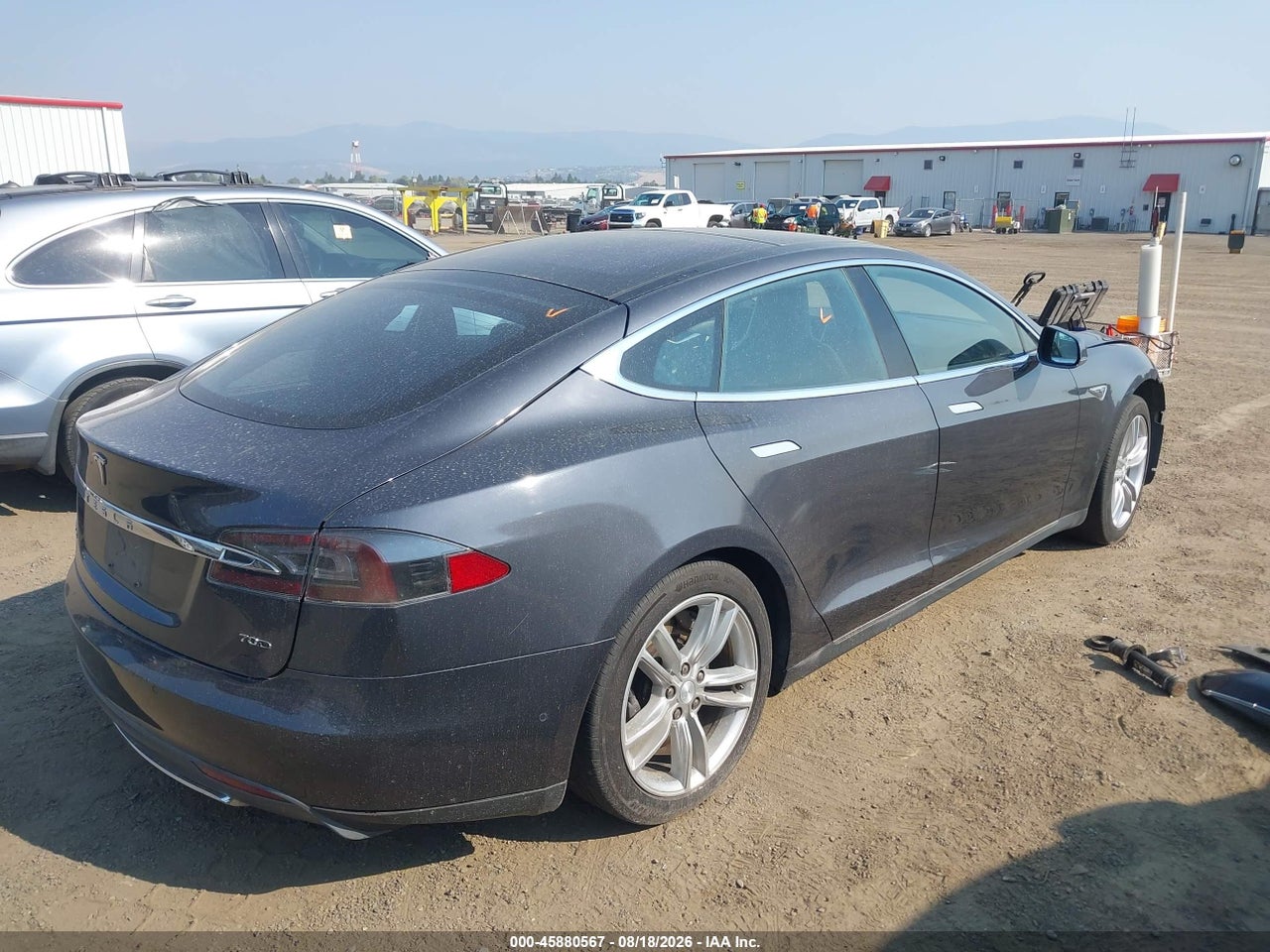 2015 TESLA MODEL S 70D/85D/P85D · 4/11