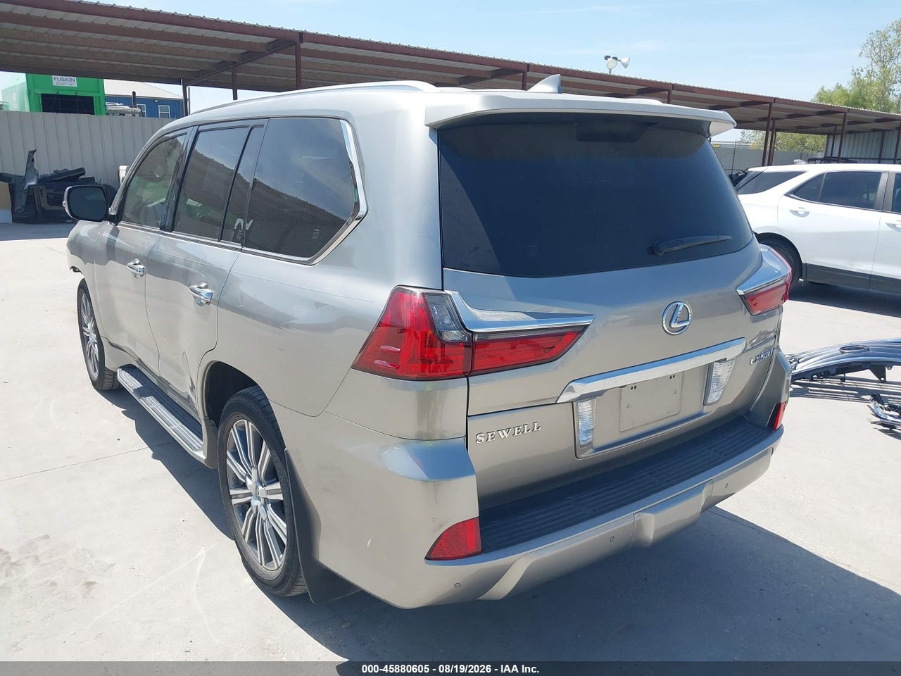 2016 LEXUS LX 570 · 3/11