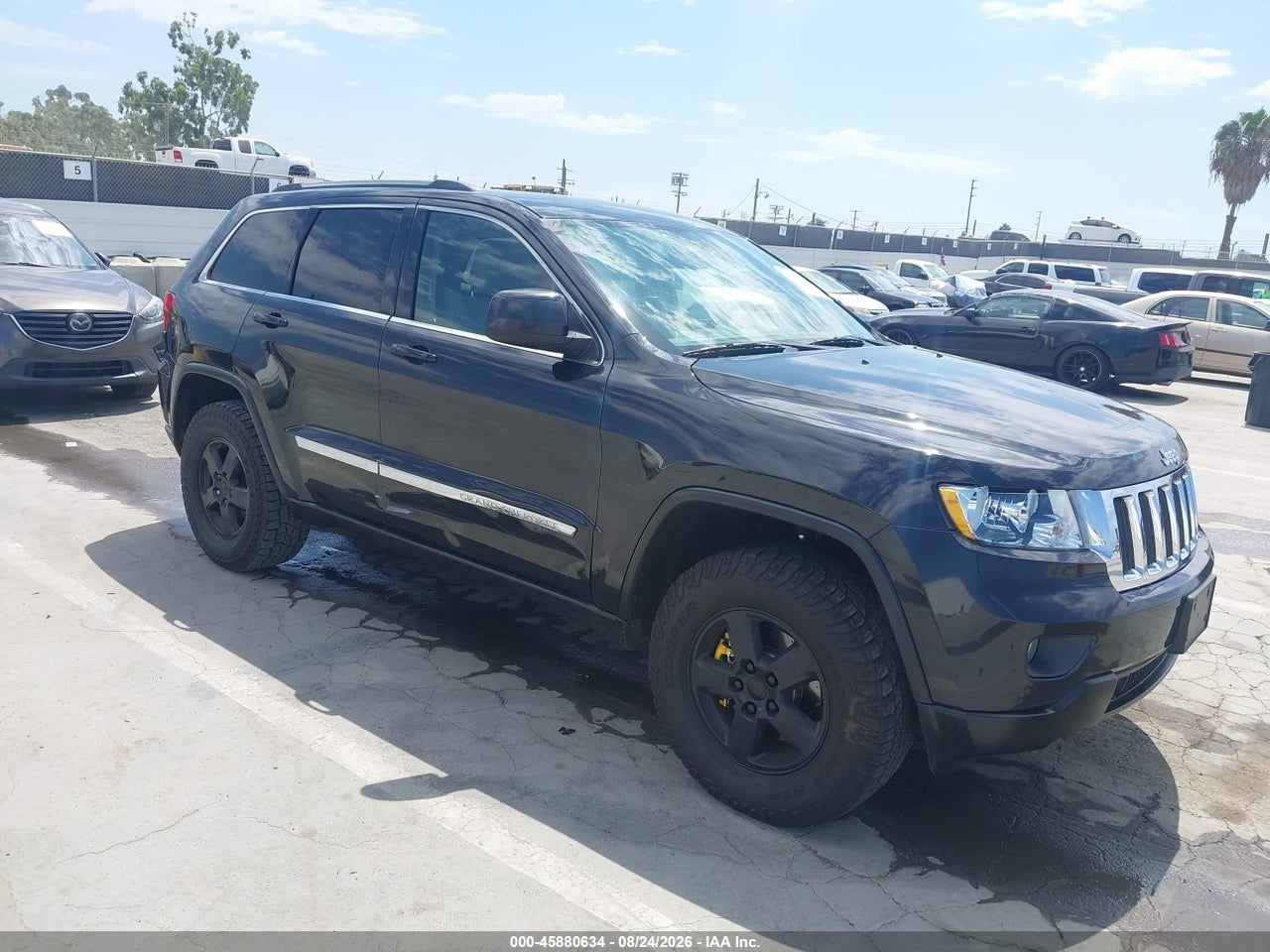 1C4RJEAG2DC****** · 2013 JEEP GRAND CHEROKEE LAREDO