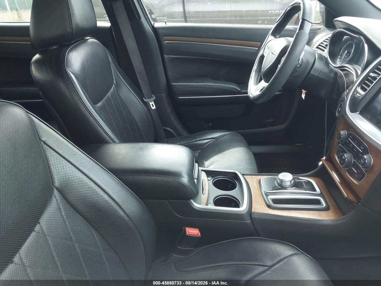 2017 CHRYSLER 300C PLATINUM AWD · 5/11