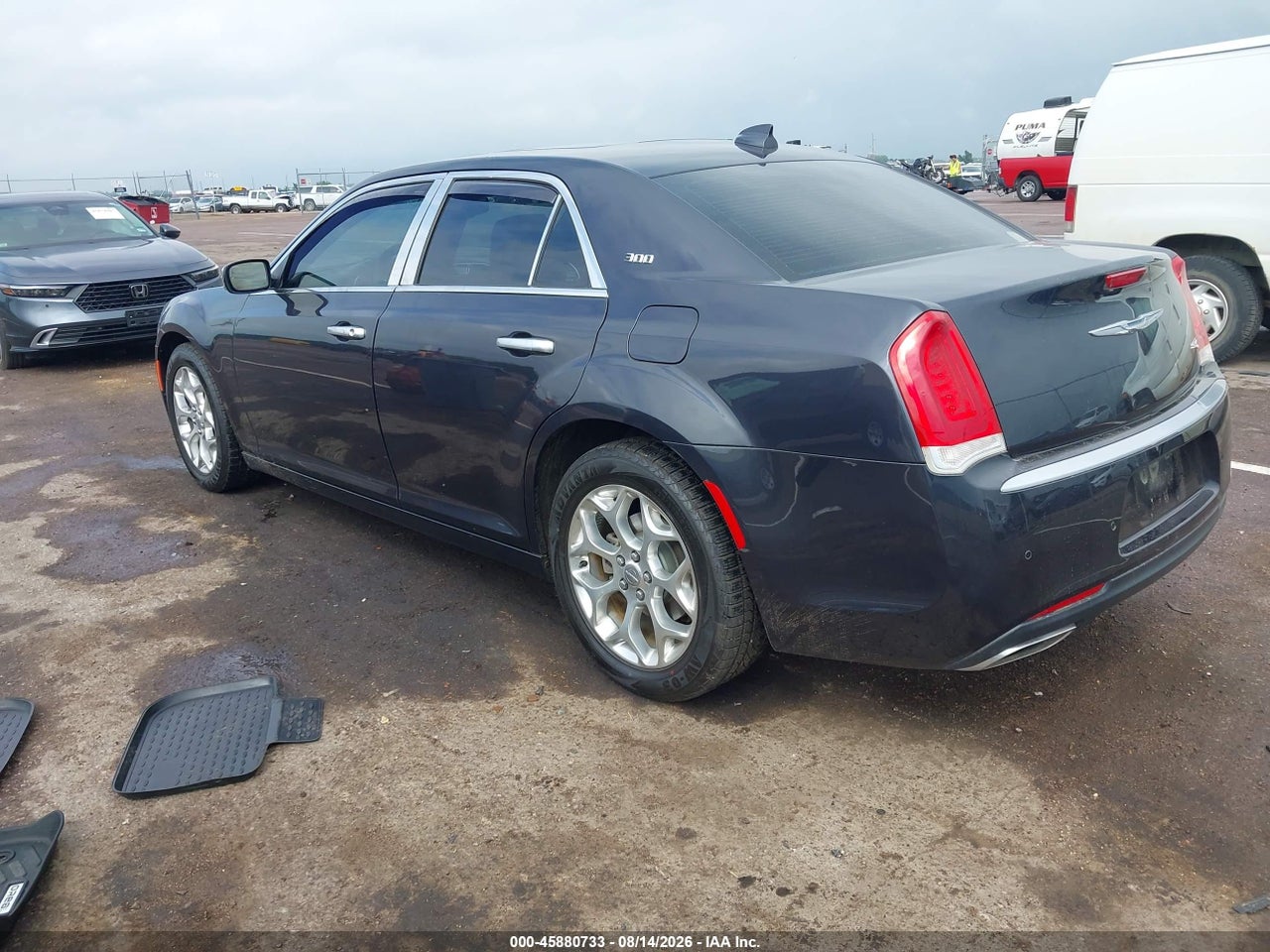 2017 CHRYSLER 300C PLATINUM AWD · 3/11
