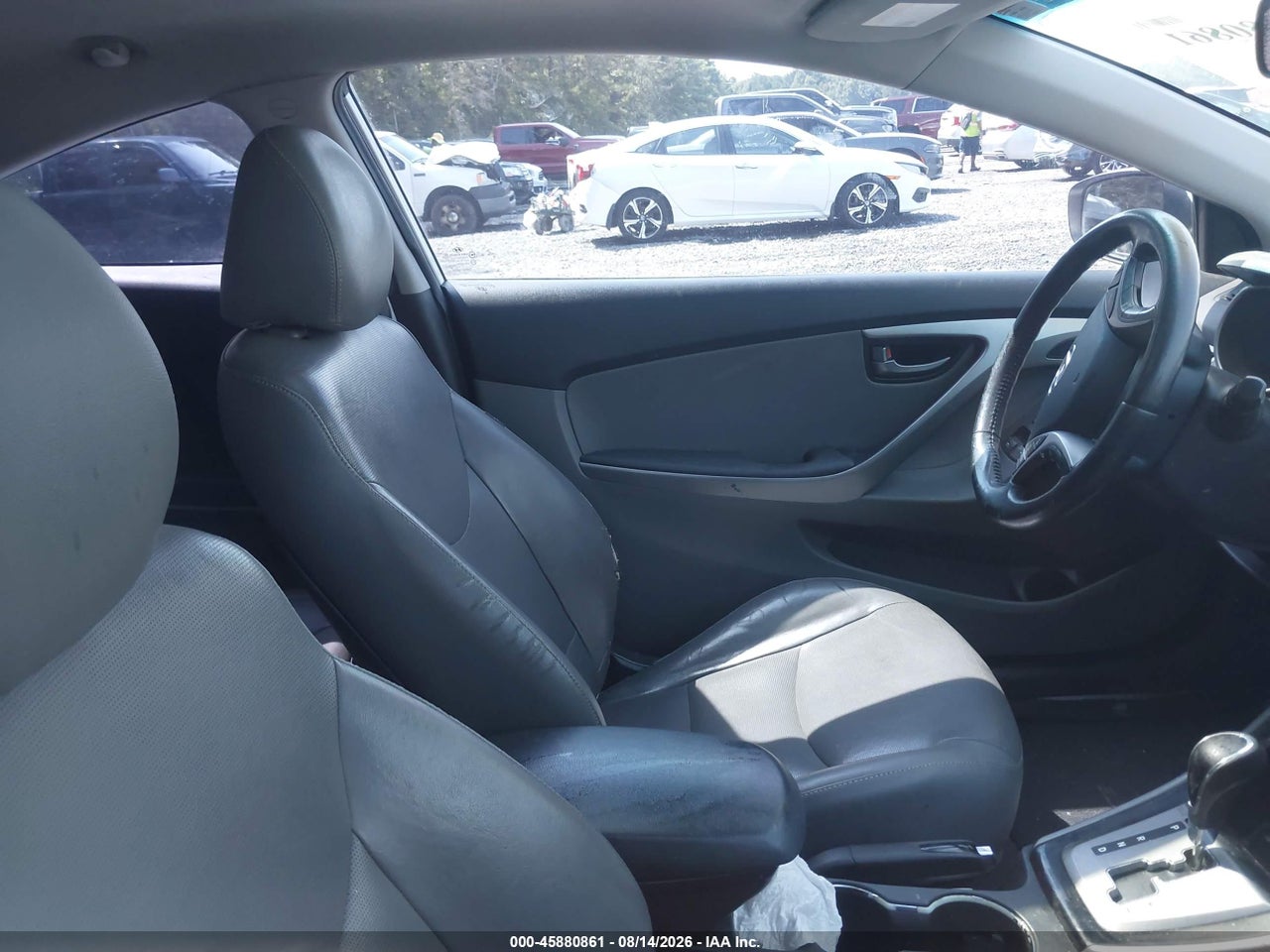 2013 HYUNDAI ELANTRA SE · 5/11
