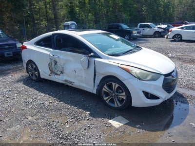 2013 HYUNDAI ELANTRA SE