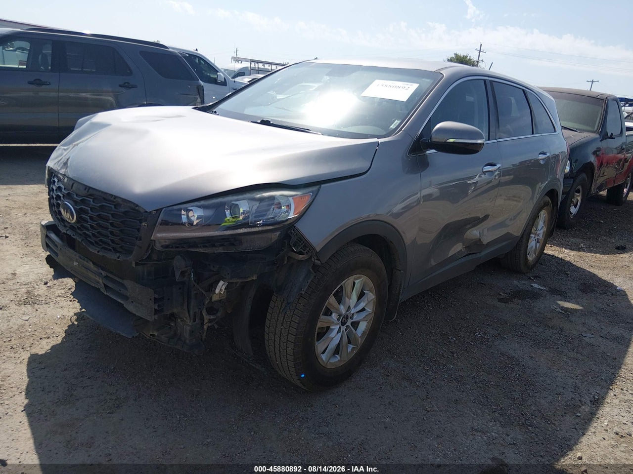 2019 KIA SORENTO 2.4L LX · 2/11